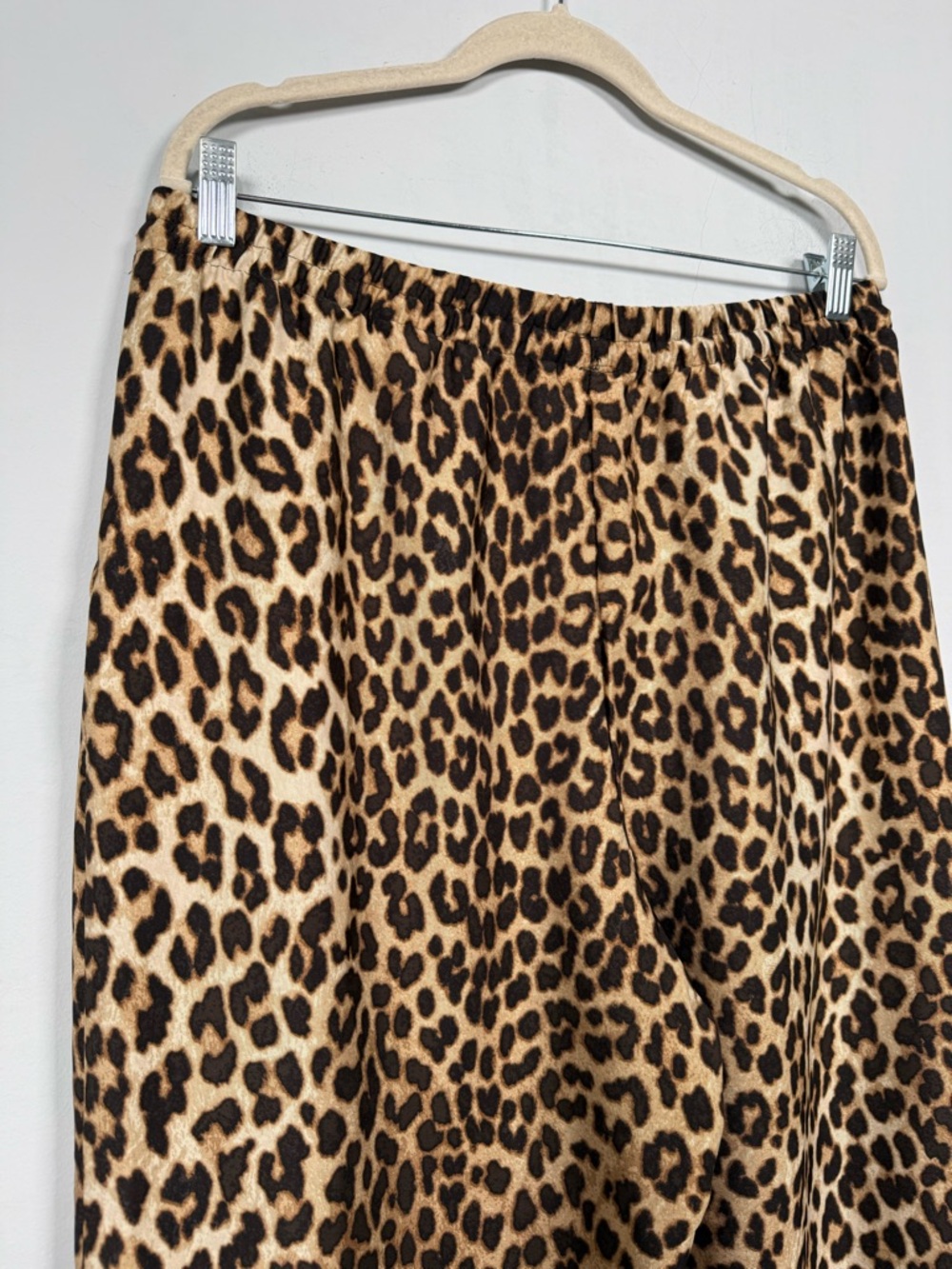 H&M Leopard Print Wide-Leg Pants, Size L, Great Condition - Picture 8 of 14